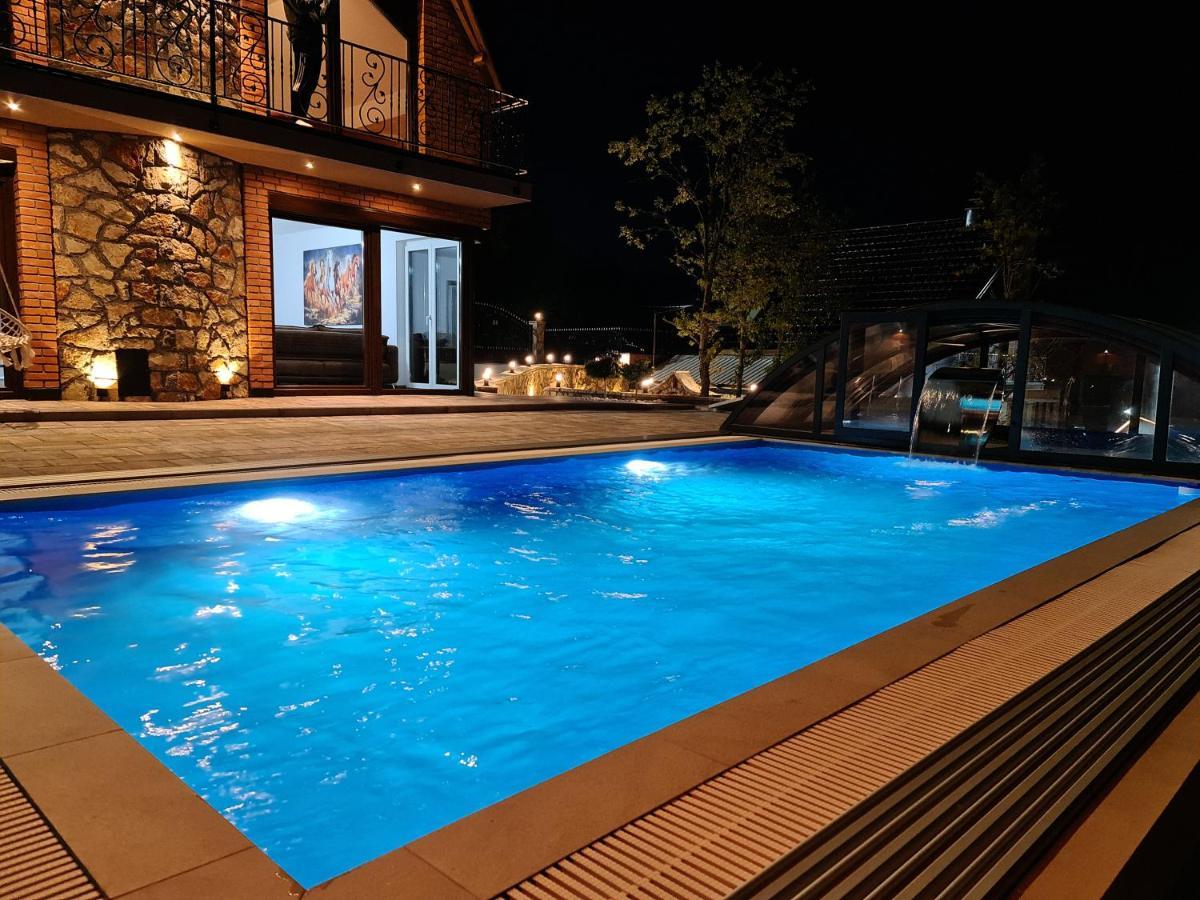 Villa Ozoni - Jezerc Ferizaj Bagian luar foto